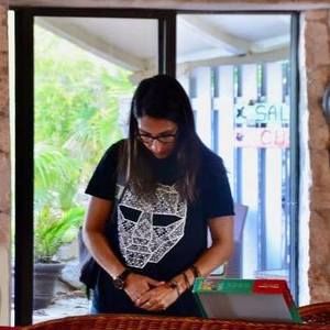 Meet your Posher, Alexx